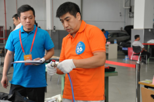 首汽修理公司参加汽车维修工北京赛区选拔赛(图2)