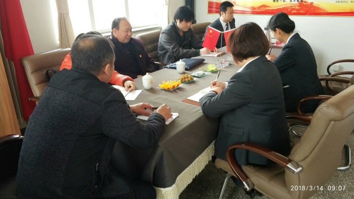 民营企业党组织积极开展党建活动(图2) 民营企业党组织积极开展党建活动(图2)