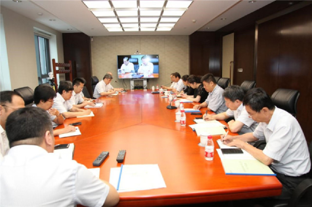 祥龙博瑞集团召开安全委员会会议(图1)